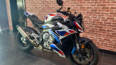 (23MY) BMW M1000 R